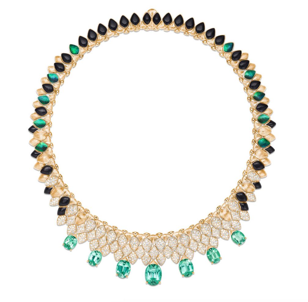 Piaget представляет уникальное колье Silua из коллекции высокого ювелирного искусства Metaphoria Piaget представляет уникальное колье Silua из коллекции высокого ювелирного искусства Metaphoria