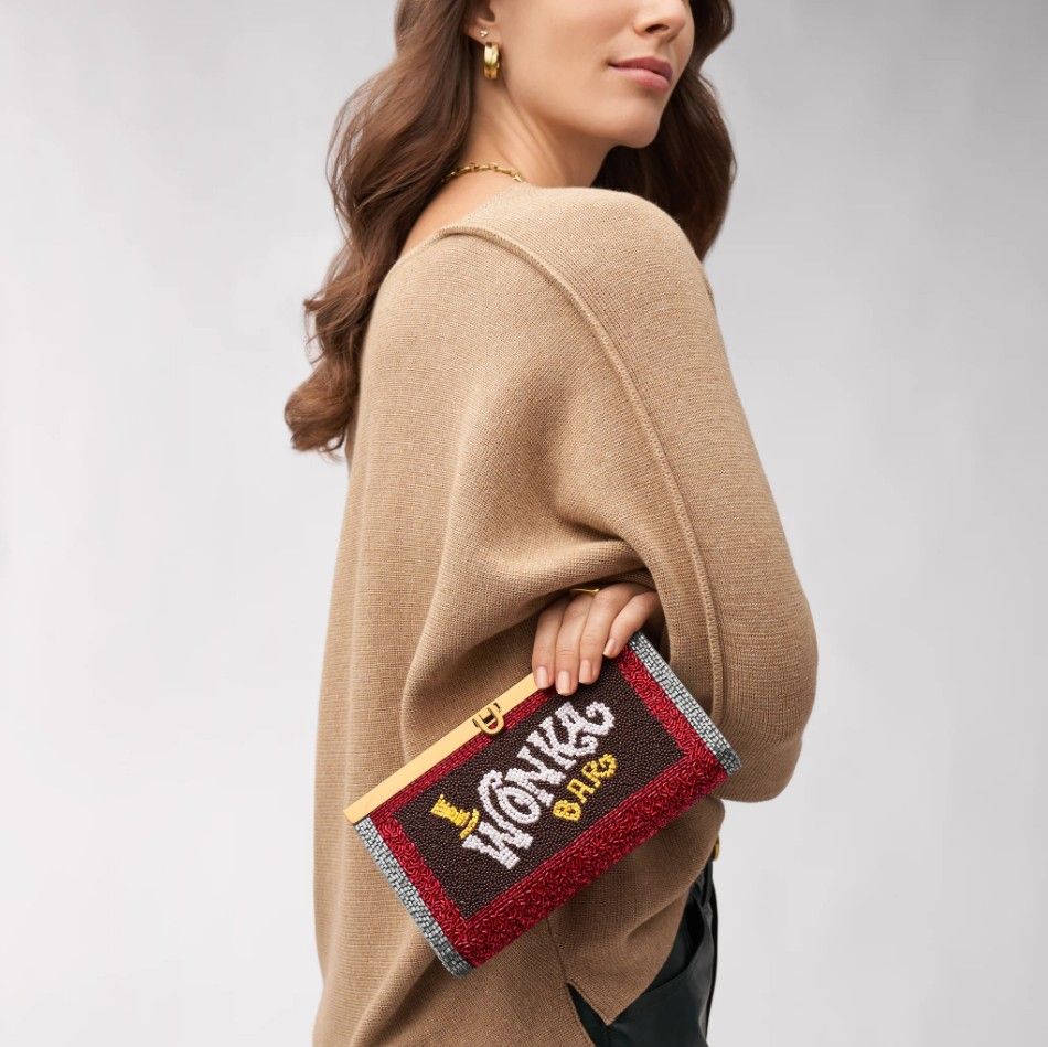 Клатч с рисунком в виде шоколадной плитки из коллекции Willy Wonka x Fossil 