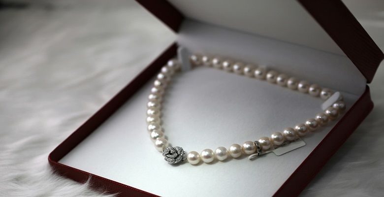 История и символика колье: от Древнего Египта до современности