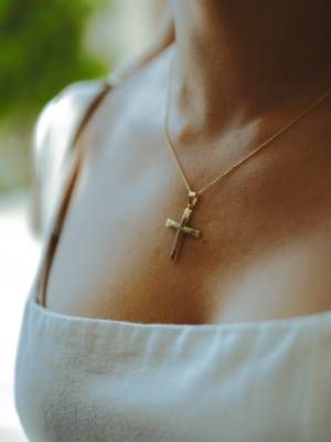 подвеска-крест