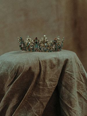 Изумрудная диадема