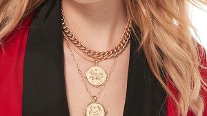 Дизайнеры ювелирных украшений готовятся к году Дракона Дизайнеры ювелирных украшений готовятся к году Дракона