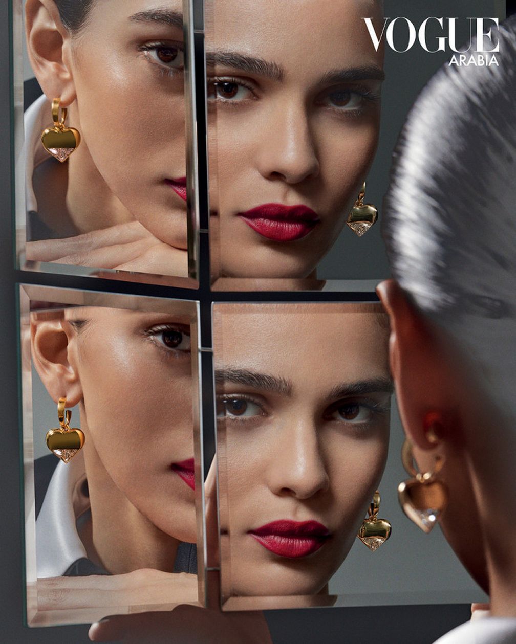 Серьги Prada Eternal Gold в форме сердца из желтого золота с бриллиантами огранки Prada, выращенными в лаборатории Серьги Prada Eternal Gold в форме сердца из желтого золота с бриллиантами огранки Prada, выращенными в лаборатории