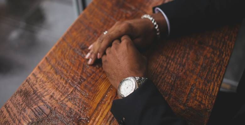 Как выбрать подходящий браслет для молодого парня