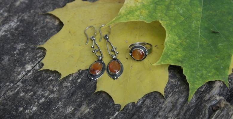 Серьги с желтыми камнями: какие бывают, как выбрать и носить