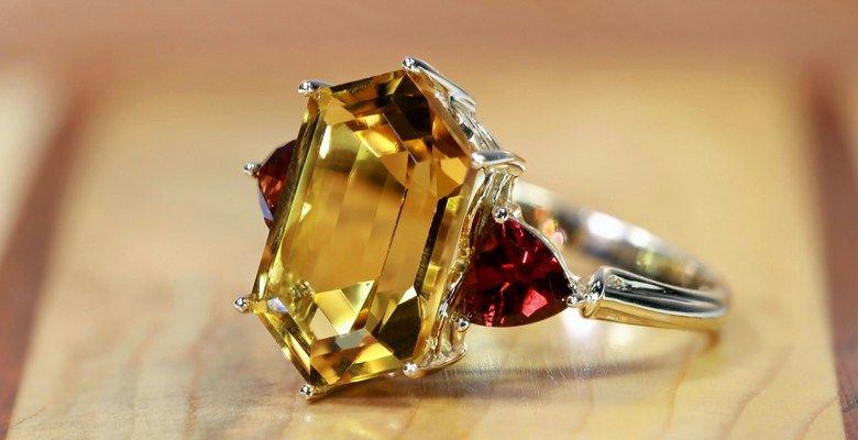 Кольца с жёлтыми камнями: какие бывают, как выбрать и носить