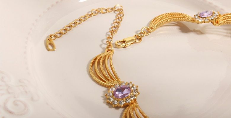 Самые модные колье 2025: какие будут актуальны в этом сезоне?