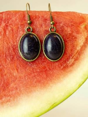 Серьги с черными камнями