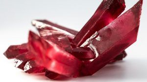 Загадочные рубины: интересные истории о красных корундах