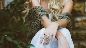 Существует ли сезонность у бижутерии Существует ли сезонность у бижутерии