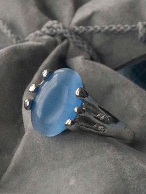 Кольца с синими камнями