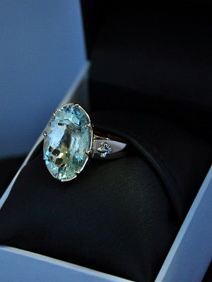 кольцо с аквамарином