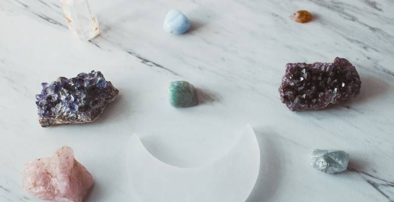 Халцедоны для Овнов: да или нет?