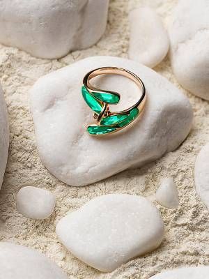 кольцо с корундом