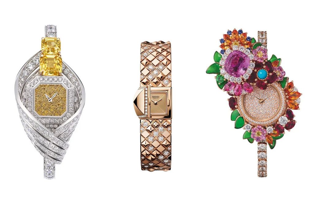 Слева направо: часы с сапфирами и бриллиантами от Chaumet, секретные часы из золота и бриллиантов от Hermès и часовая фантазия с цветочными мотивами и множеством драгоценных камней от Dior