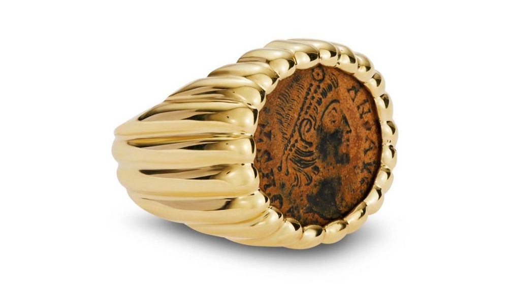 Кольцо-печатка с древнеримской бронзовой монетой, 2023 год