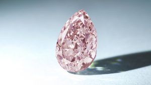 На продаже Poly Auction будет представлено кольцо с розовым бриллиантом