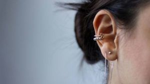 Платиновые украшения для Весов: какие лучше выбрать?