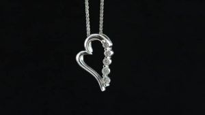 Платиновые украшения для Змееносцев: какие лучше выбрать?