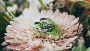 Серебряные украшения для Тельцов: какие лучше выбрать?