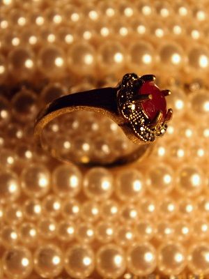 кольцо с рубином