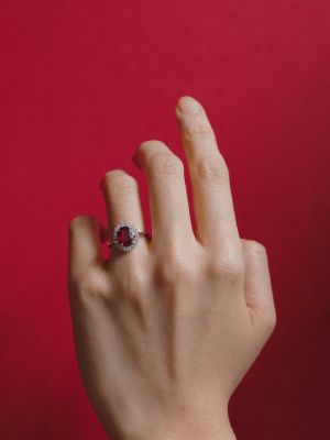 кольцо с рубином