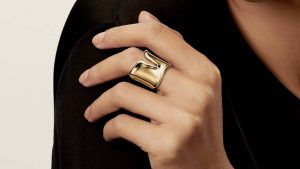 Tiffany &amp; Co. представляет кольцо Split, вдохновленное дизайнами Эльзы Перетти