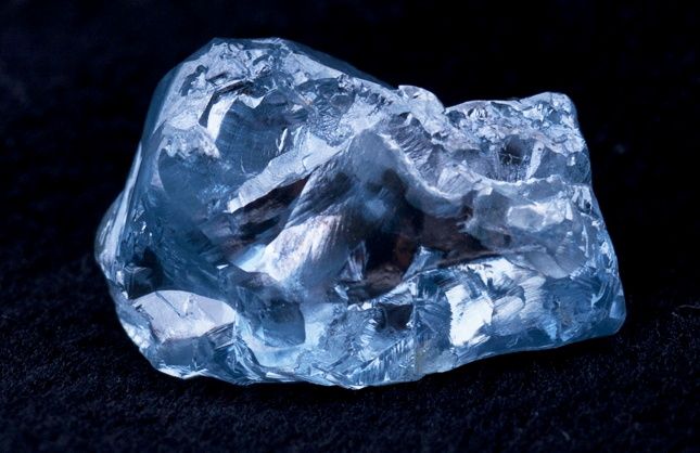 Голубой алмаз Petra Diamonds продан за $ 8,2 млн