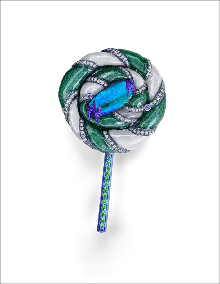 Брошь Lollipop от A.Win Siu с опалом, бриллиантами, танзанитом, цаворитом, эмалью, алюминием