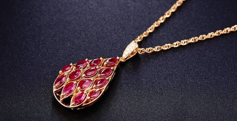Рубиновые украшения для Весов: подходят или нет?