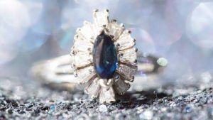 Сапфировые украшения для Скорпионов: подходят или нет?