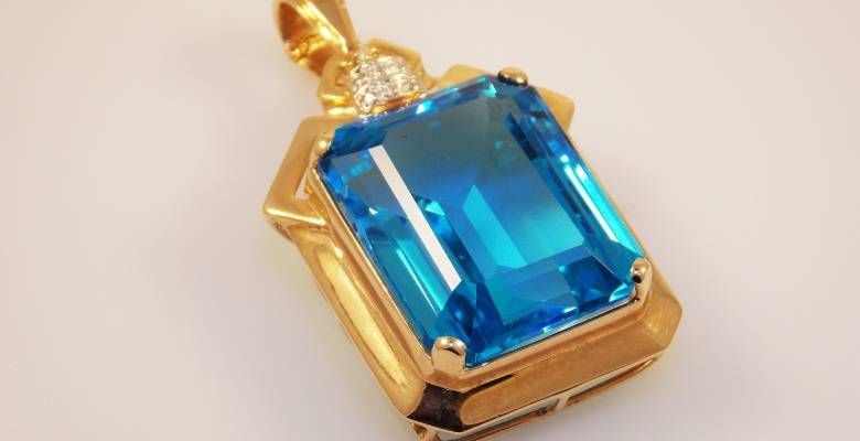 Сапфировые украшения для Змееносцев: подходят или нет?