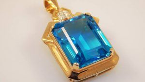 Сапфировые украшения для Змееносцев: подходят или нет?