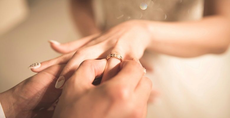 обручальное кольцо козерогу