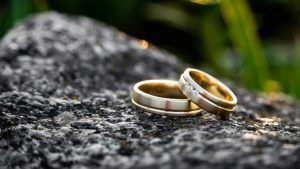 Выбираем идеальное обручальное кольцо для Рыб