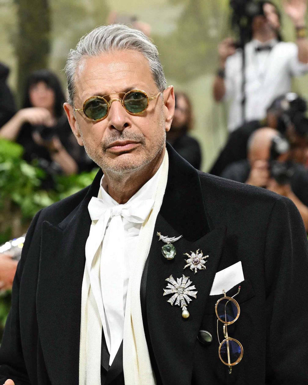 Лучшие моменты с бриллиантами на Met Gala 2024 года, ч. 2