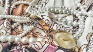 Украшения с жемчугом для Тельцов: подходят или нет?