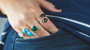 Украшения из оникса для Стрельцов: подходят или нет?