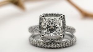 Украшения с бриллиантами для Тельцов: подходят или нет?