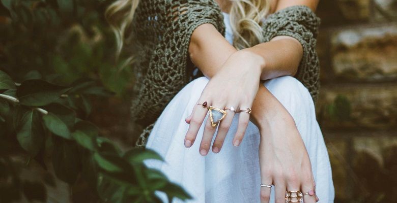 Украшения из оникса для Скорпионов: подходят или нет?