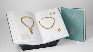 Van Cleef & Arpels рассказывает о своей истории и ювелирных украшениях в новой книге