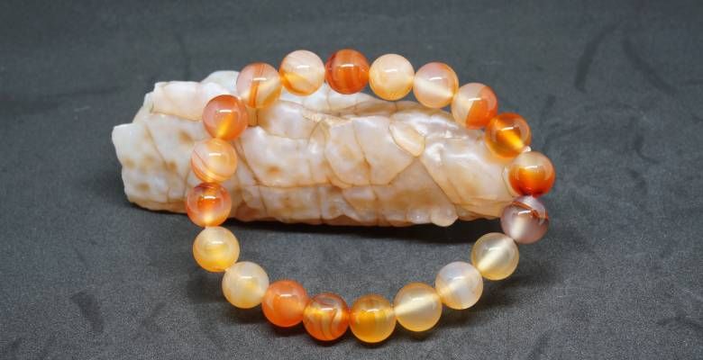 Сколько стоит натуральный янтарь