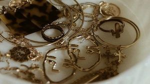 Необычные украшения для самых оригинальных