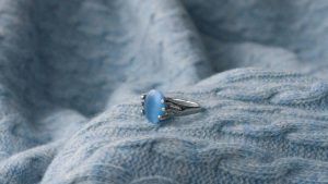 Украшения с аквамарином для Овнов: подходят или нет?