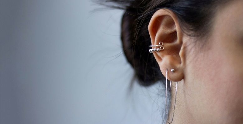 Зарастают ли уши, если долго не носить серьги