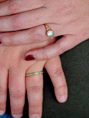 кольцо с опалом