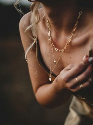 золотое колье