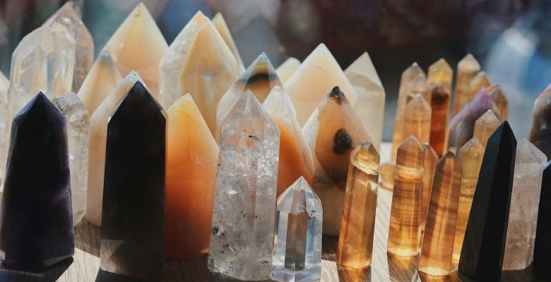 Украшения с кварцем для Львов: подходят или нет?