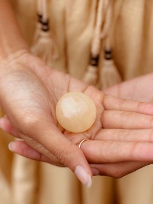 подвеска с янтарем