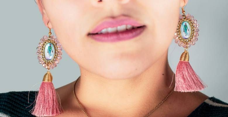 Украшения с фианитами для Львов: подходят или нет?